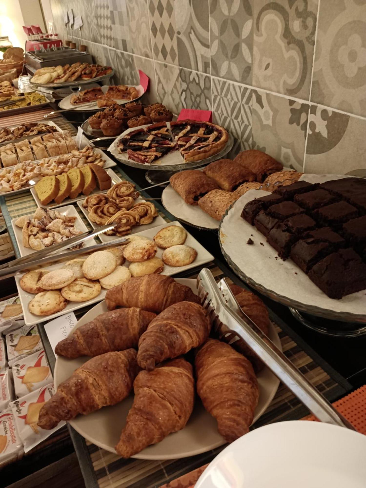 Vegan B&B Meuble Adriana Sirmione Extérieur photo